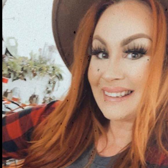 chrissyputnam
